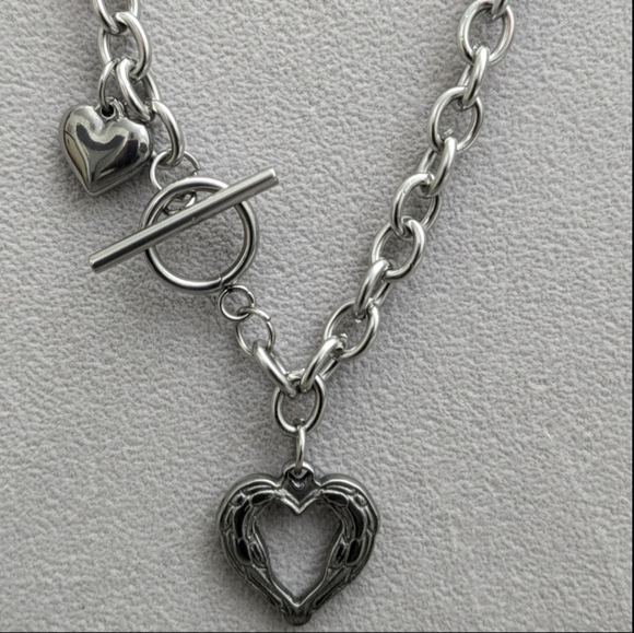 Necklace - Picture 2 of 2